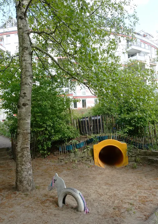 Garten: am Ende des Tunnels